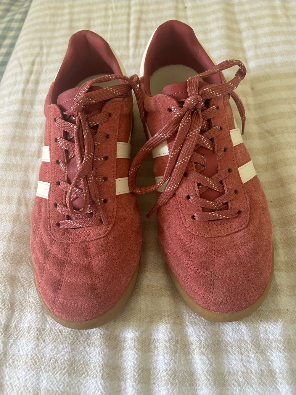 Gola Women's Suede Sneakers in Rose Pink with White Stripes
